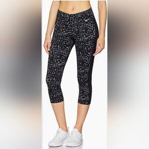 Nike Dri Fit Running Size Small Capri Leggings